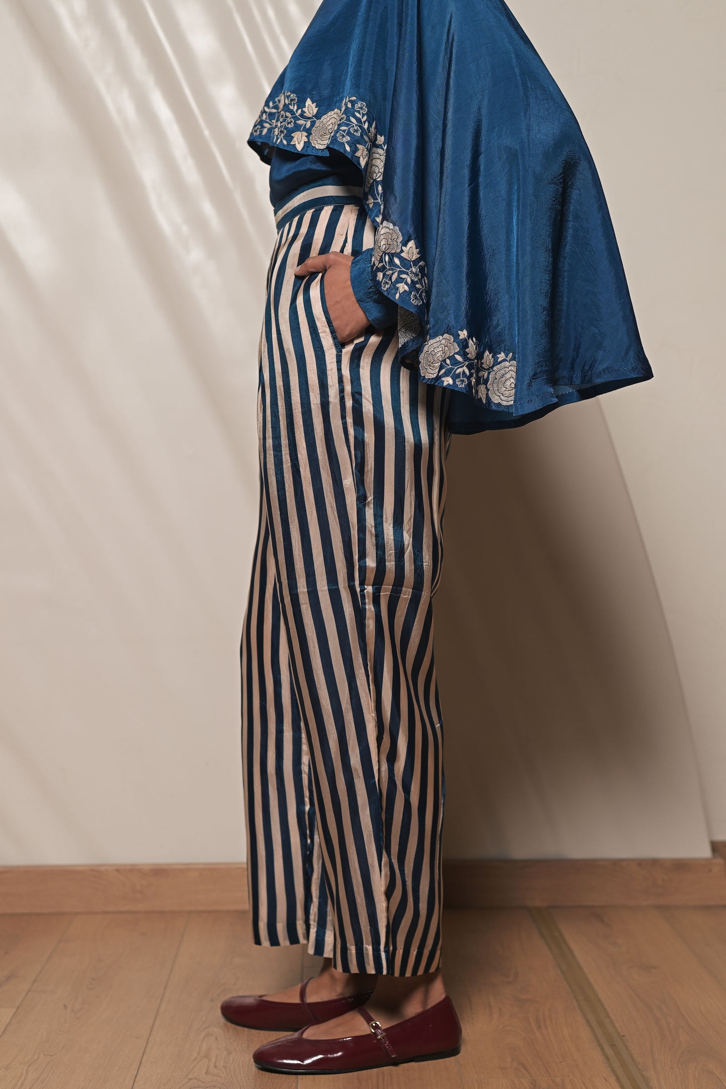 CARLY PRINTED Trousers