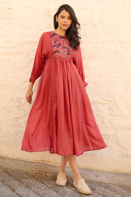 Linda Panel dress brick red