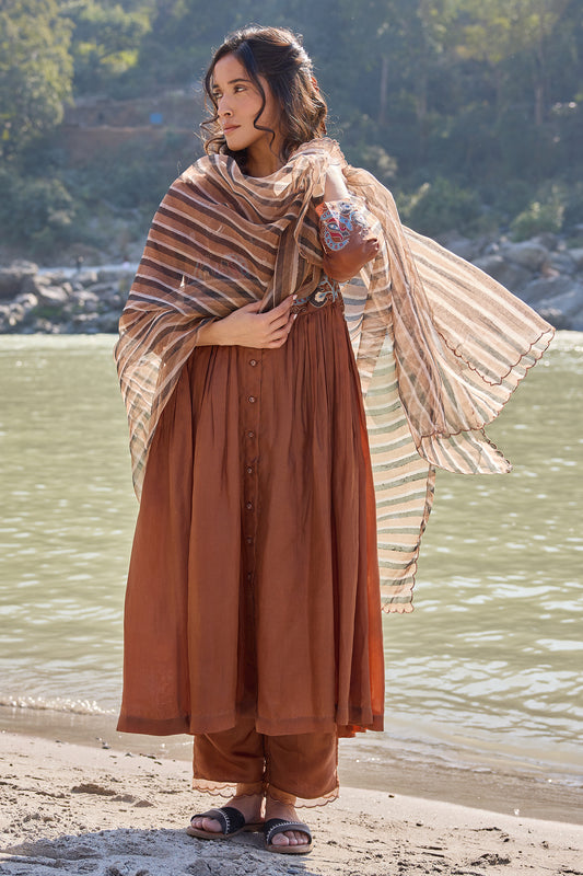 Silk organza block printed striper dupatta