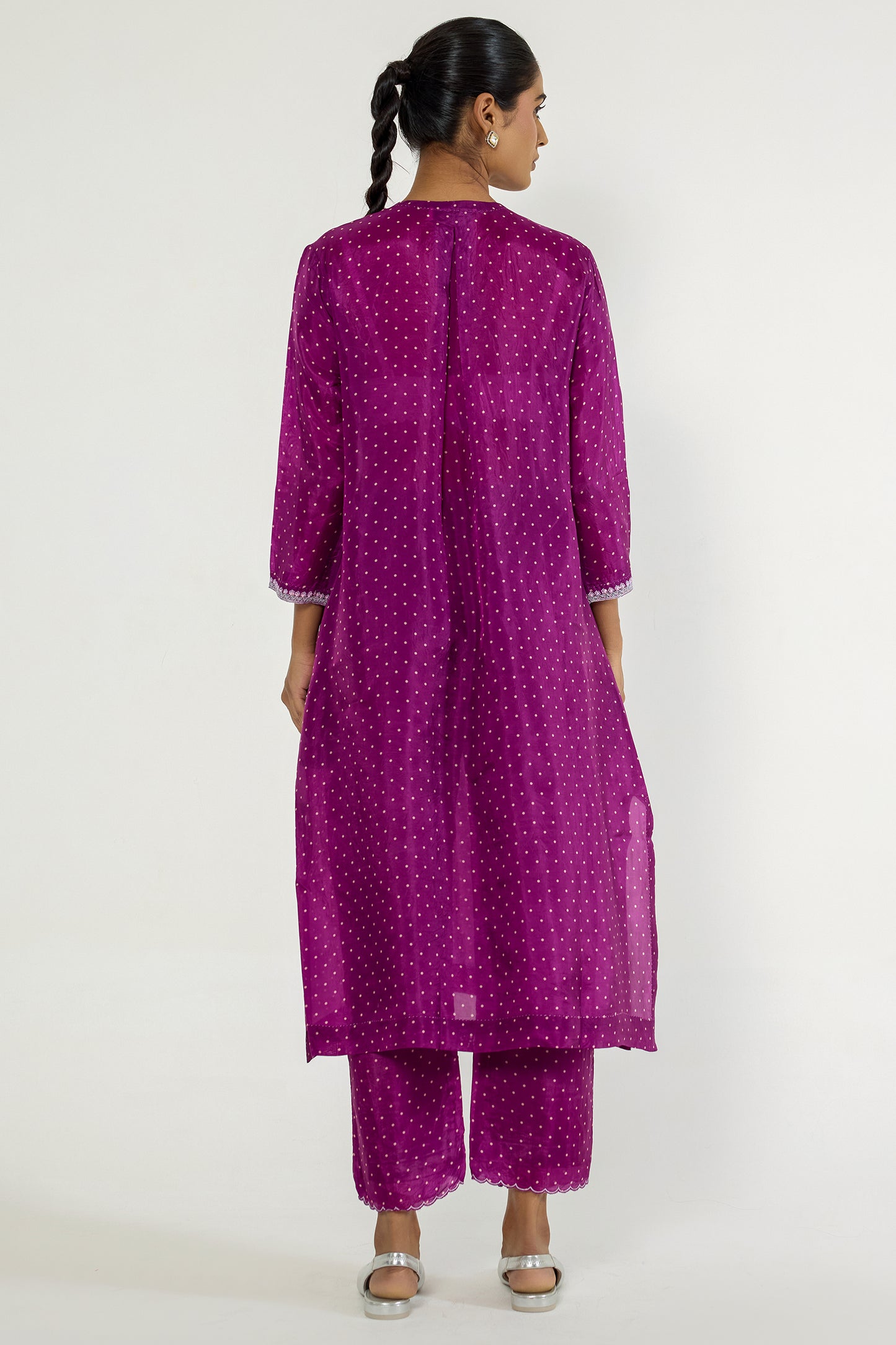 Lola Kurta