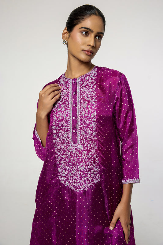 Lola Kurta