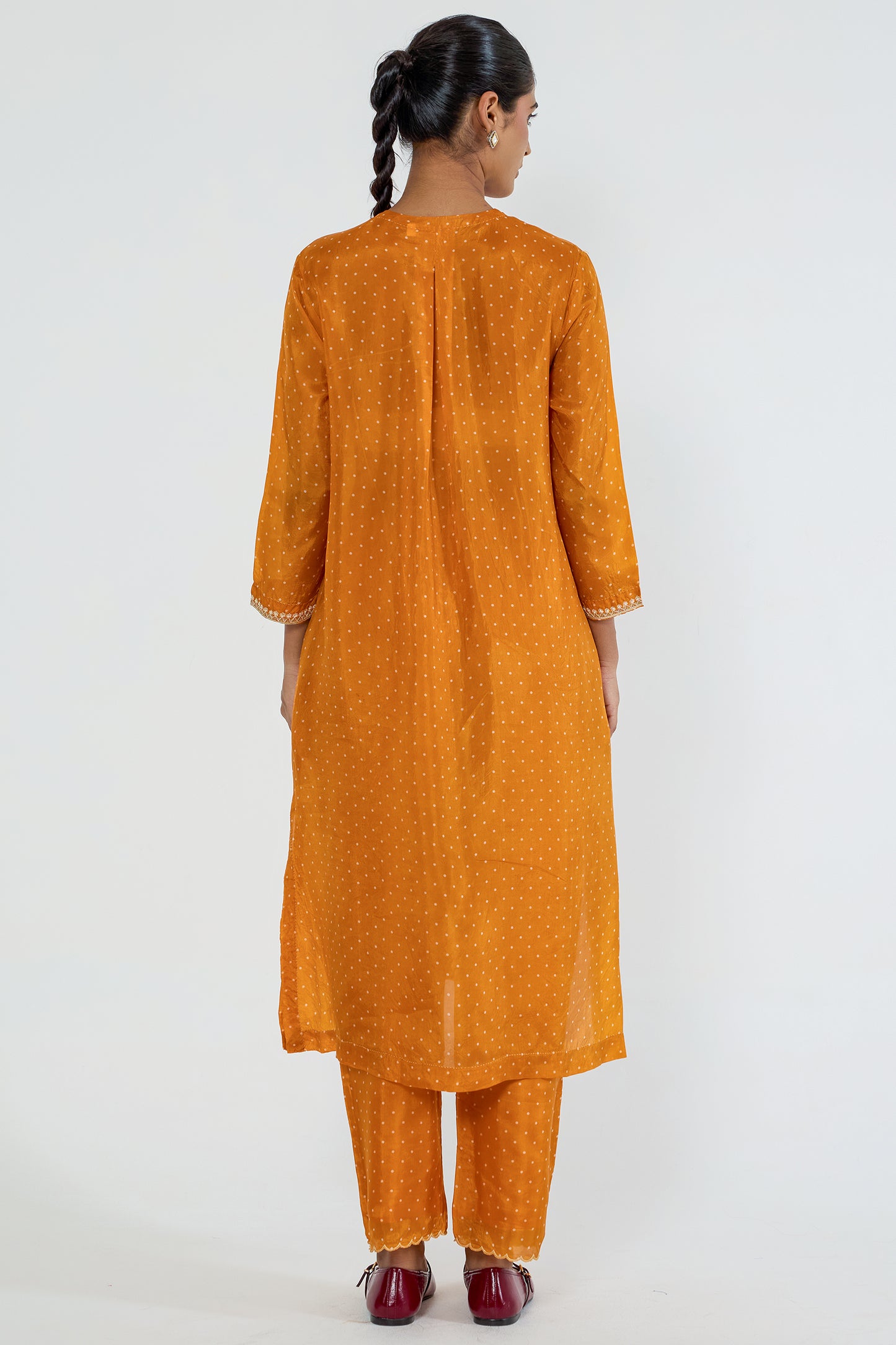 Lola Kurta