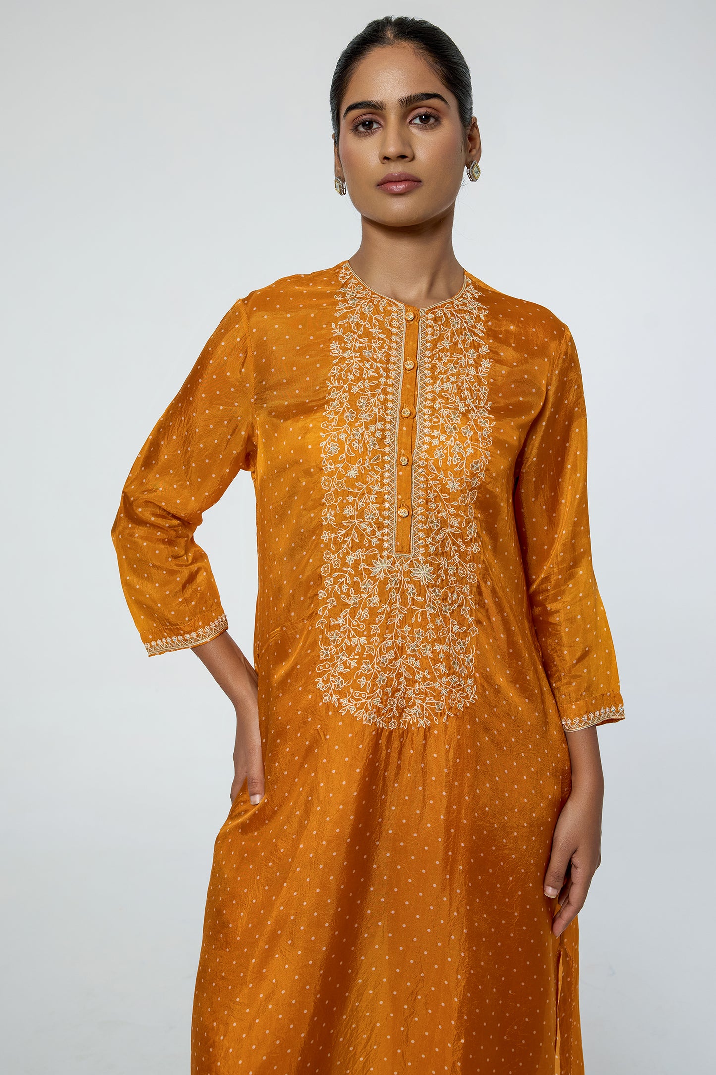 Lola Kurta