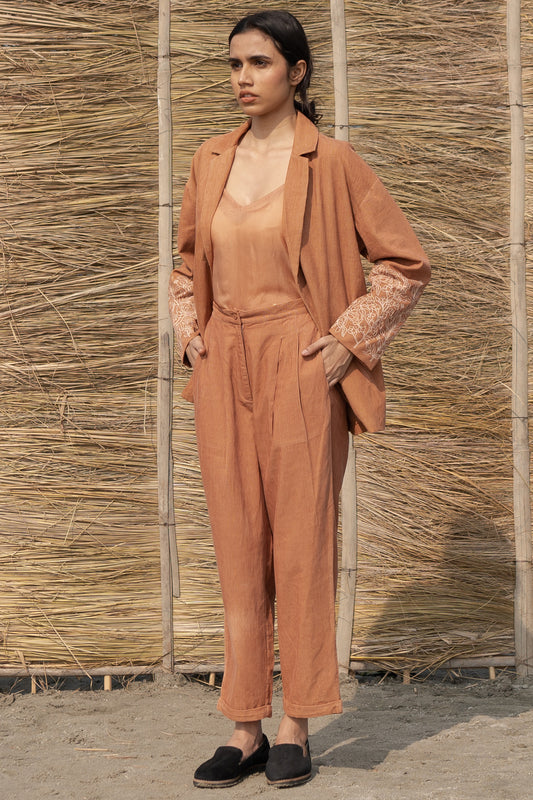 Sara Trouser