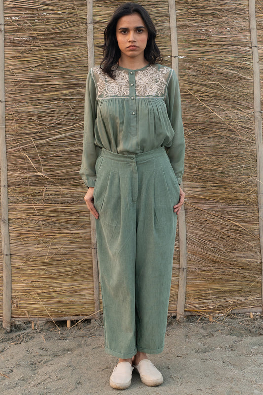 Sara Trouser