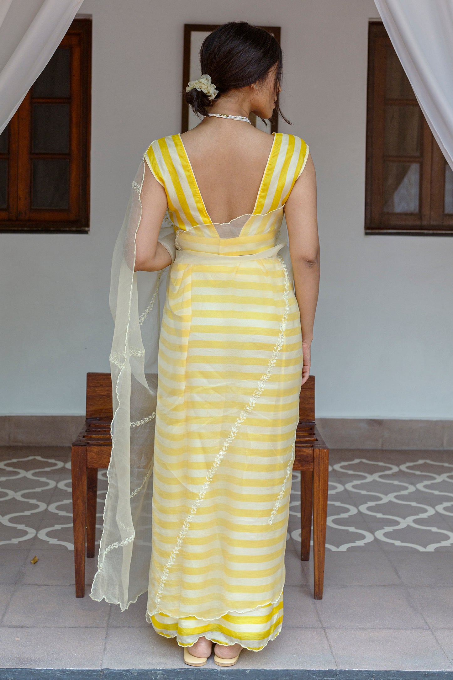 Viscose tabby sleeveless blouse